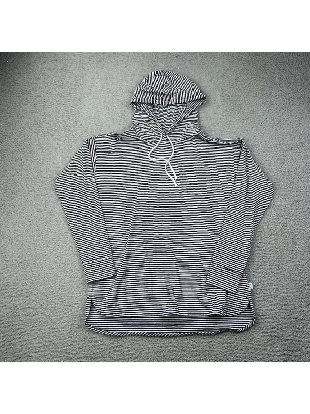 Vineyard Vines Edgartown T Shirt Striped Blue White Women’s Size Medium Hoodie